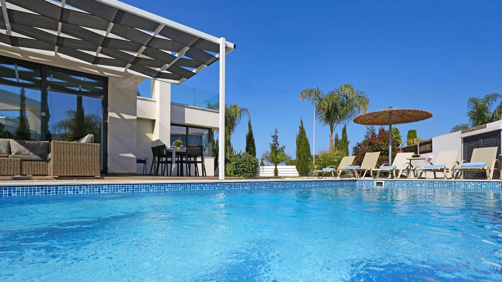 Villa Camellia - 3Bed Bungalow Large Pool Protaras